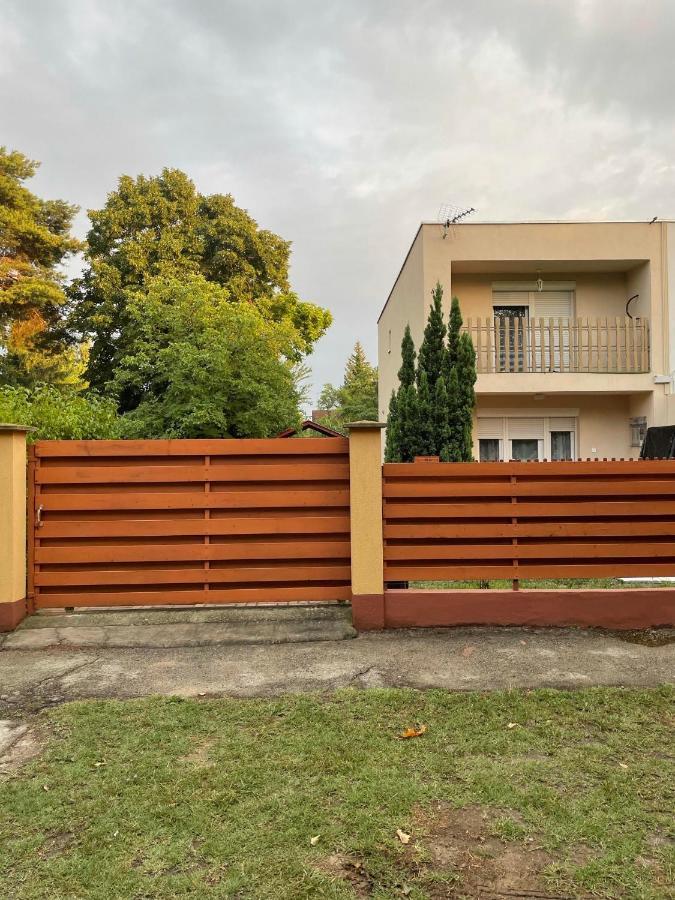 Bodnar Apartman Шиофок Экстерьер фото
